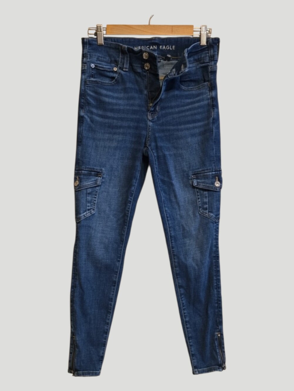 American Eagle‎ Outfitters jeans women’s sz 6 Blue High-Rise cargo double button